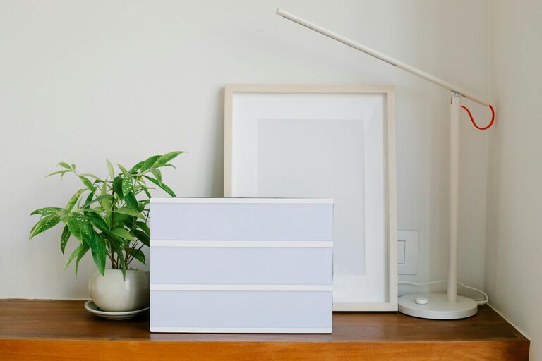 How to Keep Your Entryway Clean and Simple: Easy Tips for a Tidy Home
